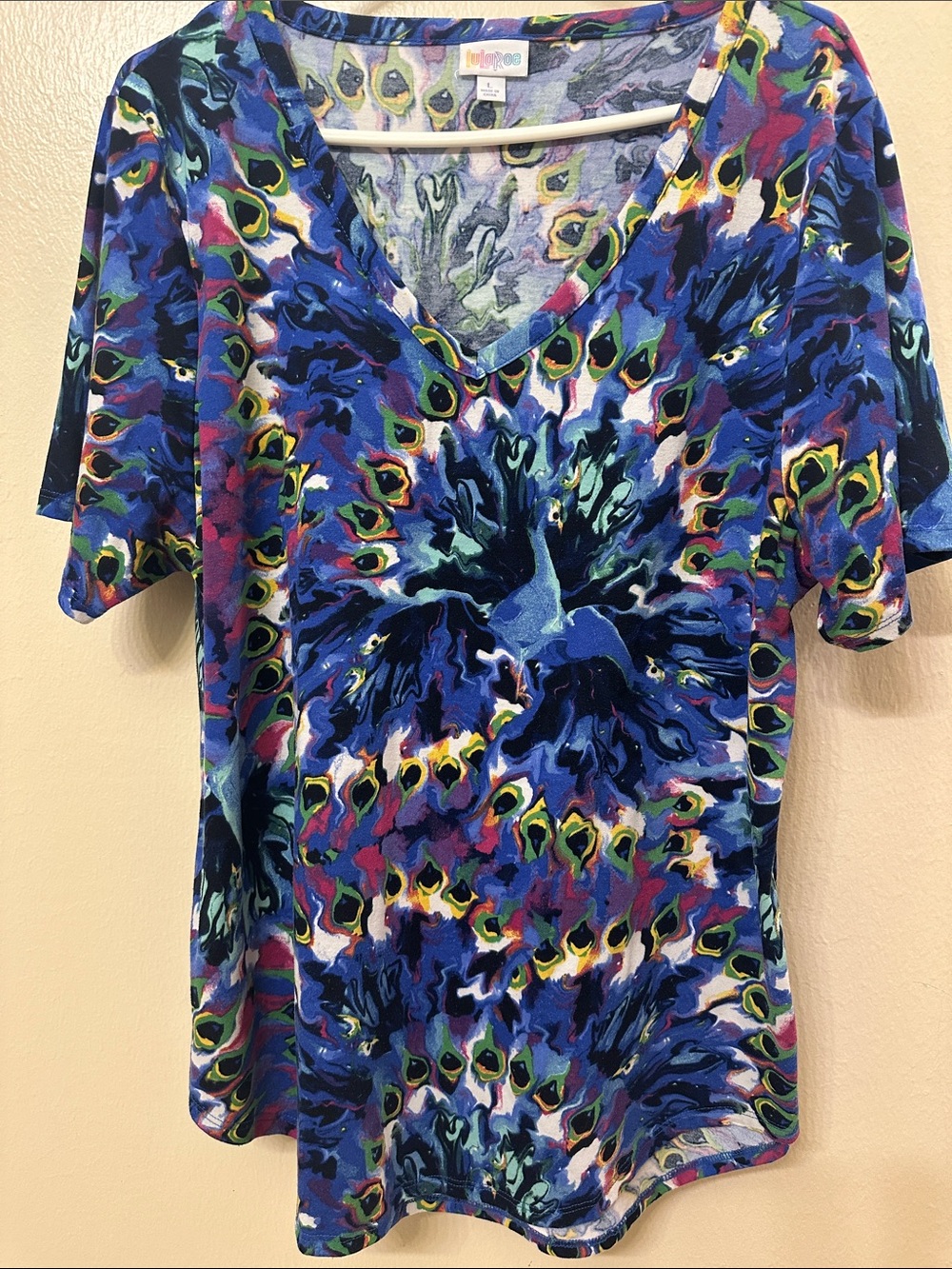 LuLaRoe Blue Multicolor Peacock-Print V-Neck Tee